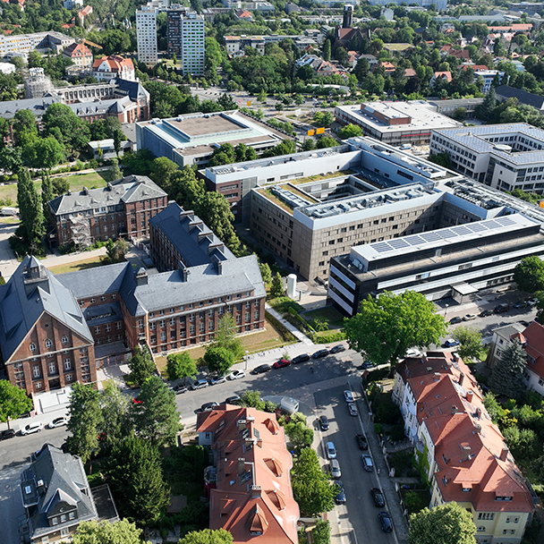 16 Drohnenbild Campus ©Knitterfisch